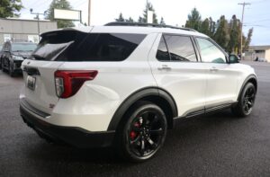 2021-Ford-EXPLORER-Luxury-Auto-Plex-10