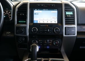 2018-Ford-F150-Luxury-Auto-Plex-16