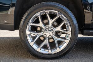 2018-Cadillac-ESCALADE ESV-Luxury-Auto-Plex-46