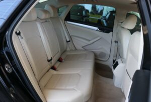 2013-Volkswagen-PASSAT-Luxury-Auto-Plex-10