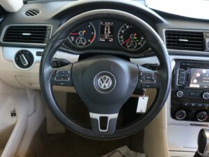 2013-Volkswagen-PASSAT-Luxury-Auto-Plex-12