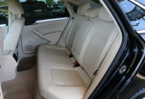 2013-Volkswagen-PASSAT-Luxury-Auto-Plex-9