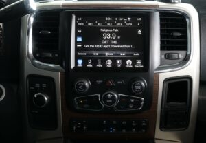 2016-Ram-2500 CREW CAB-Luxury-Auto-Plex-16