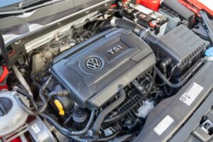 2015-Volkswagen-GOLF GTI-Luxury-Auto-Plex-19