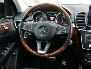 2016-Mercedes-Benz-GLE-Luxury-Auto-Plex-16