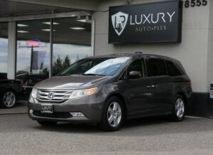 2011-Honda-ODYSSEY-Luxury-Auto-Plex-1
