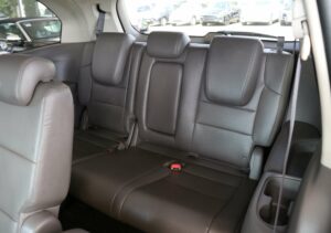 2011-Honda-ODYSSEY-Luxury-Auto-Plex-11