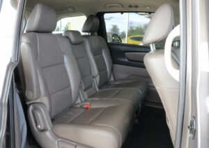 2011-Honda-ODYSSEY-Luxury-Auto-Plex-9