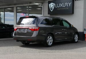 2011-Honda-ODYSSEY-Luxury-Auto-Plex-6