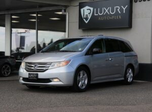 2012-Honda-ODYSSEY-Luxury-Auto-Plex-1