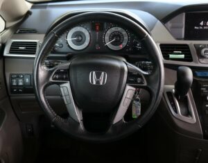 2012-Honda-ODYSSEY-Luxury-Auto-Plex-14