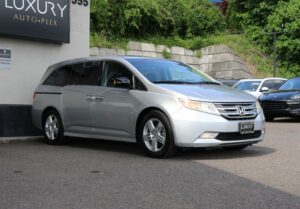 2012-Honda-ODYSSEY-Luxury-Auto-Plex-2