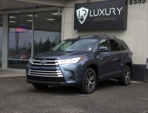 2018-Toyota-HIGHLANDER-Luxury-Auto-Plex-1