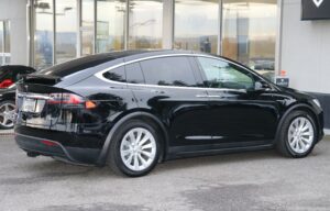 2017-Tesla-MODEL X-Luxury-Auto-Plex-13