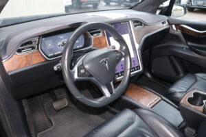2017-Tesla-MODEL X-Luxury-Auto-Plex-20