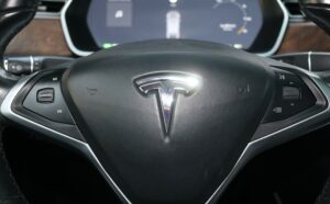 2017-Tesla-MODEL X-Luxury-Auto-Plex-21