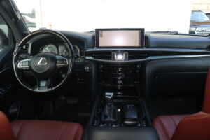 2020-Lexus-LX-Luxury-Auto-Plex-26