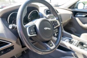 2017-Jaguar-F-PACE-Luxury-Auto-Plex-15