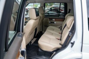 2016-Land Rover-LR4-Luxury-Auto-Plex-15
