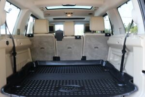 2016-Land Rover-LR4-Luxury-Auto-Plex-39