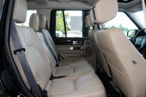 2016-Land Rover-LR4-Luxury-Auto-Plex-43
