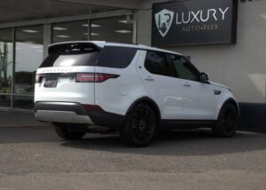 2019-Land Rover-DISCOVERY-Luxury-Auto-Plex-4