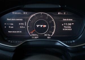 2017-Audi-TT-Luxury-Auto-Plex-25