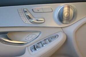 2021-Mercedes-Benz-GLC-Luxury-Auto-Plex-17