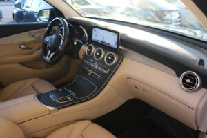 2021-Mercedes-Benz-GLC-Luxury-Auto-Plex-33