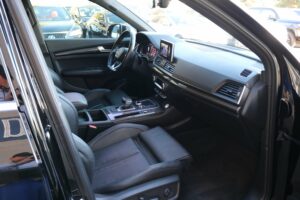 2018-Audi-SQ5-Luxury-Auto-Plex-23