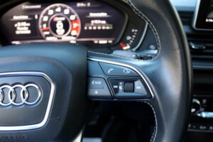 2018-Audi-SQ5-Luxury-Auto-Plex-42