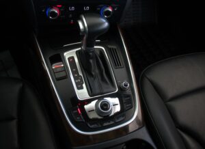 2016-Audi-Q5-Luxury-Auto-Plex-16