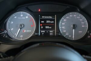 2017-Audi-SQ5-Luxury-Auto-Plex-24