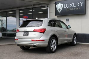 2015-Audi-Q5-Luxury-Auto-Plex-6