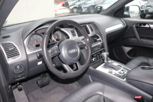 2014-Audi-Q7-Luxury-Auto-Plex-21