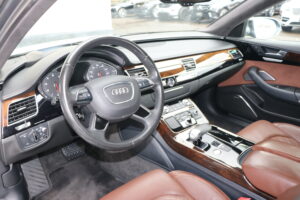 2015-Audi-A8-Luxury-Auto-Plex-18
