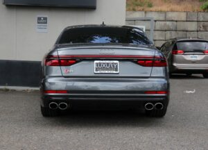 2020-Audi-S8-Luxury-Auto-Plex-4