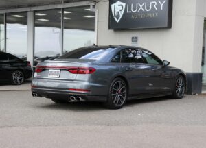 2020-Audi-S8-Luxury-Auto-Plex-6