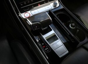 2020-Audi-S8-Luxury-Auto-Plex-21