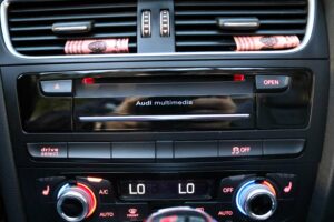 2015-Audi-S5-Luxury-Auto-Plex-42