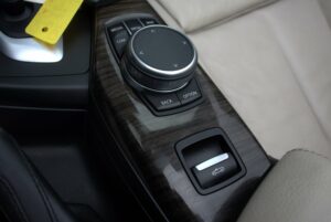 2020-BMW-2 SERIES-Luxury-Auto-Plex-24