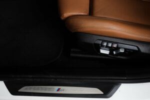 2018-BMW-3 SERIES-Luxury-Auto-Plex-13