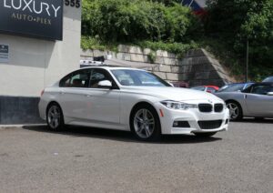 2018-BMW-3 SERIES-Luxury-Auto-Plex-2