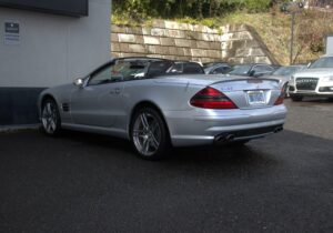 2006-Mercedes-Benz-SL-CLASS-Luxury-Auto-Plex-2