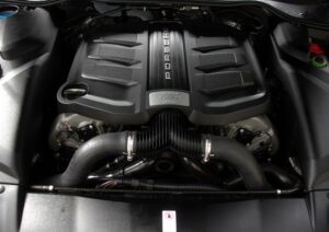2017-Porsche-CAYENNE-Luxury-Auto-Plex-26