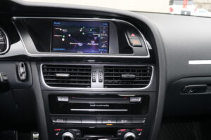 2015-Audi-RS 5-Luxury-Auto-Plex-25