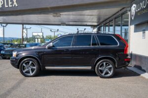 2013-Volvo-XC90-Luxury-Auto-Plex-4