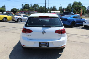 2017-Volkswagen-GOLF-Oregon-Automotive-4